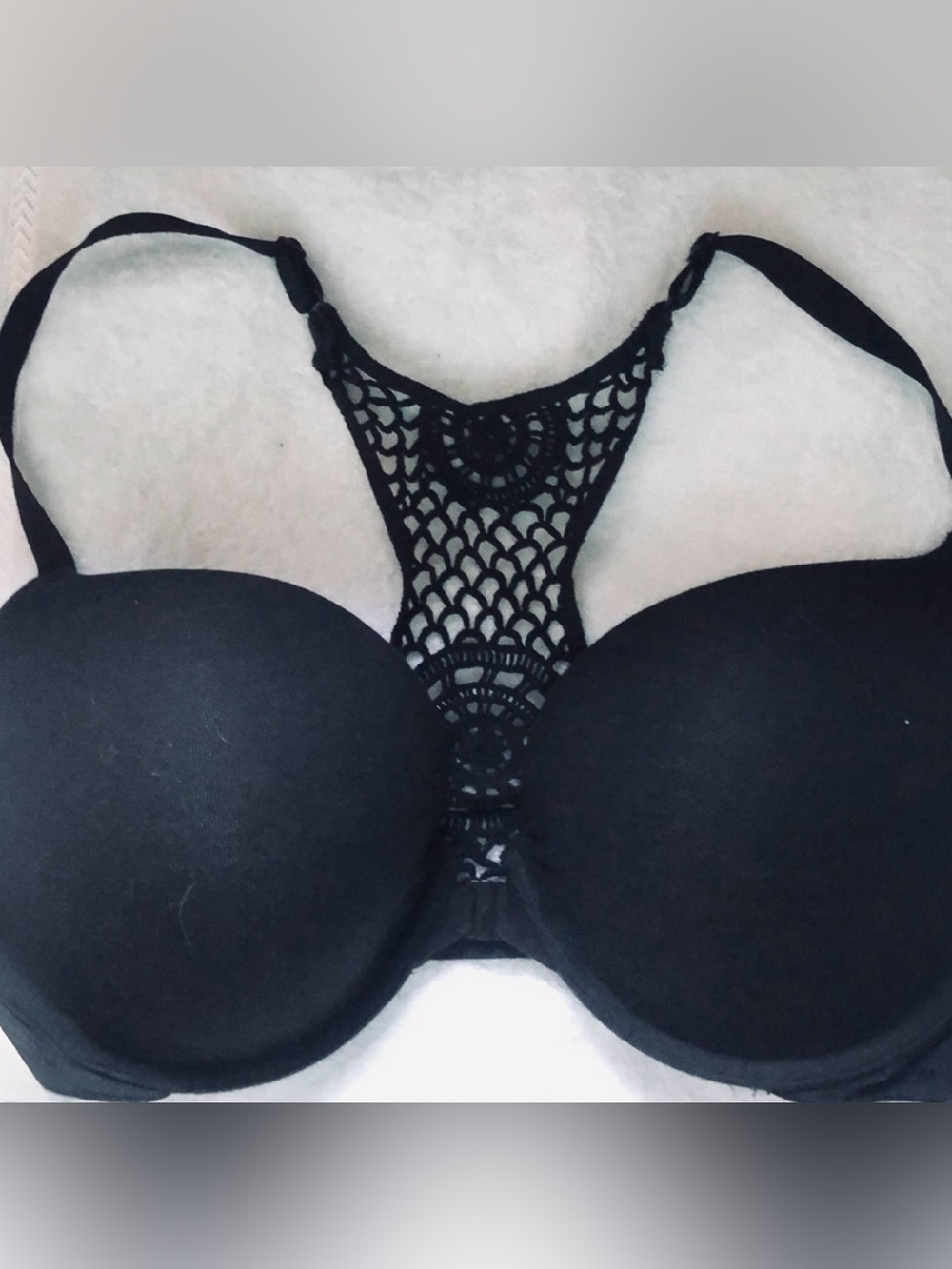 Very gently worn Victoria’s Secret front close racer back push-up bra. 36DD.